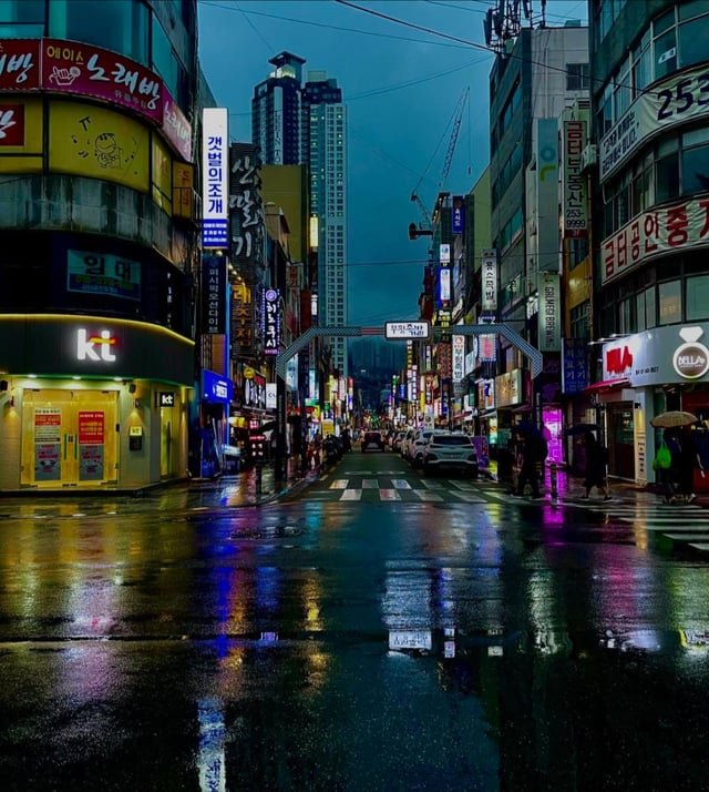 Rainy night in Seoul
