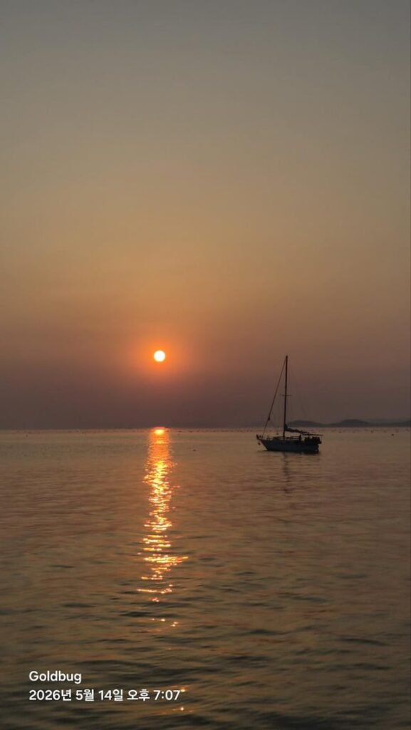 sunset cruise at westsea