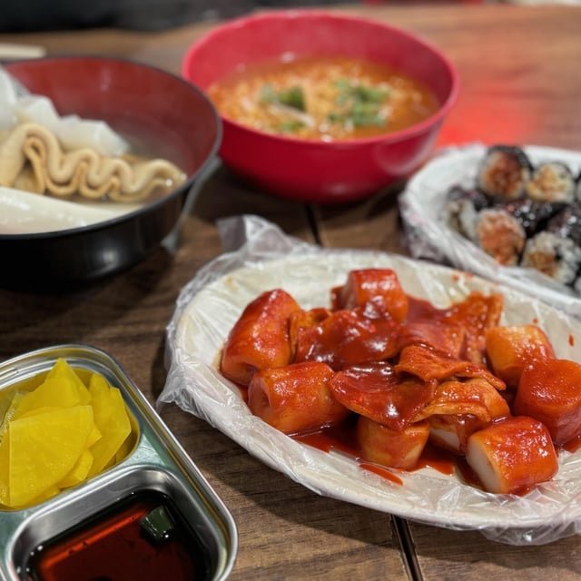 [I ate] Korean Tteokbokki (spicy rice cakes)