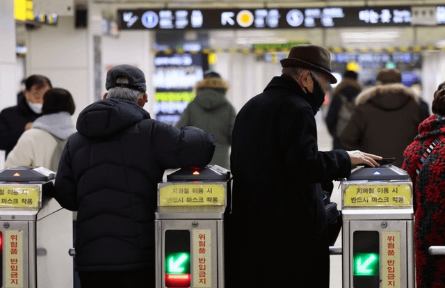 Seoul Subway Deficit Tops 800 Billion Won, Up 70% in Five Years on Aging