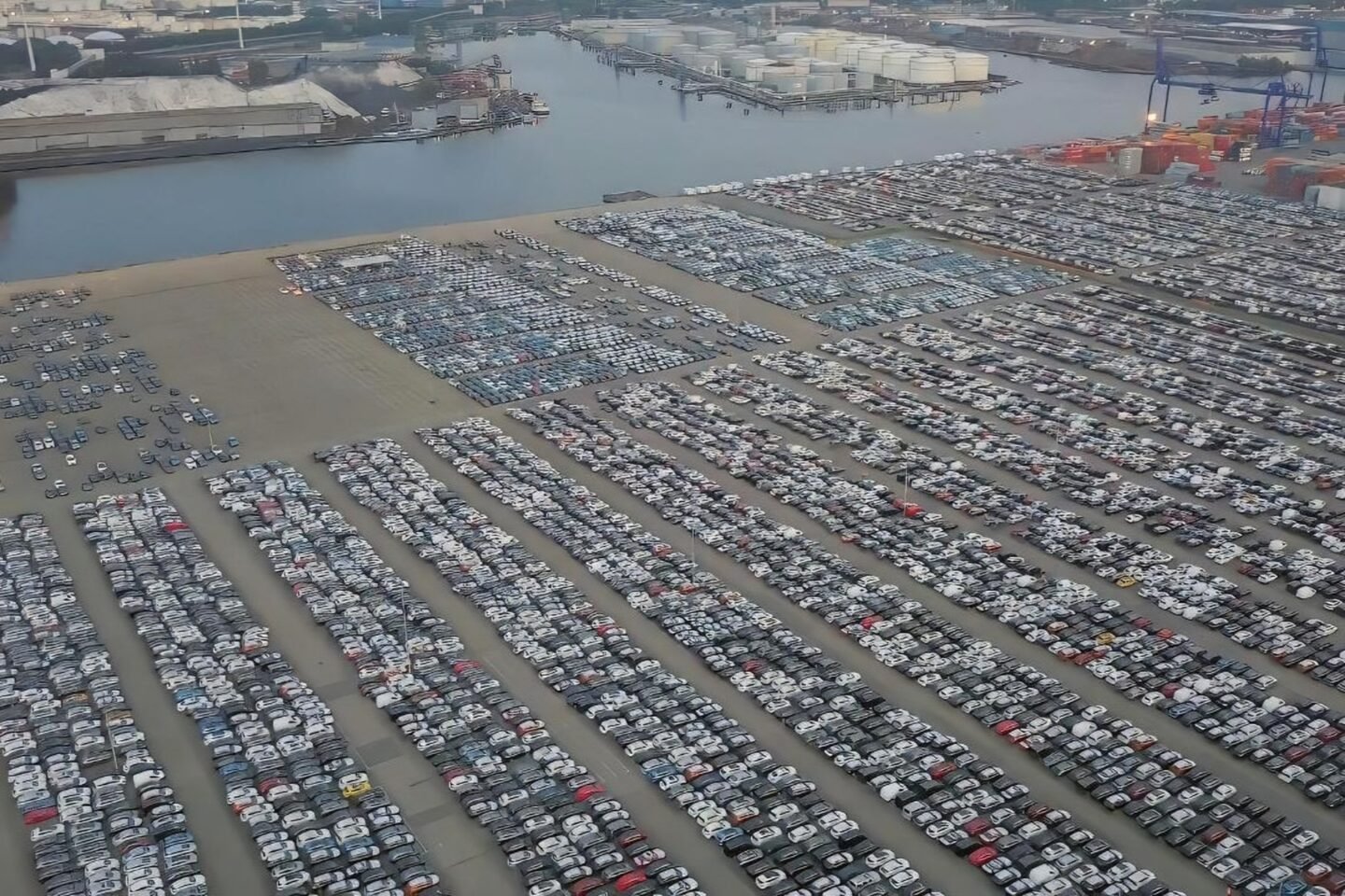 Hyundai Glovis to establish European vehicle logistics hub in Amsterdam