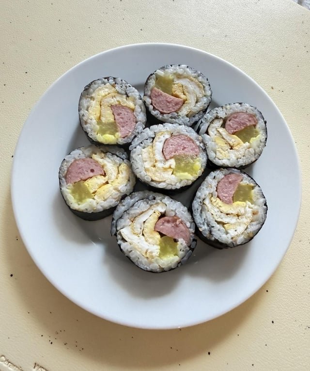 Easy Homemade Kimbap