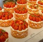 Korean bakeries take fruit cakes very seriously
