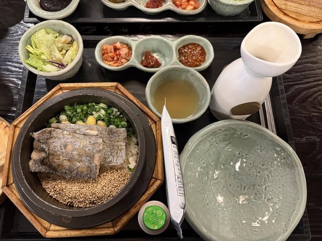 Have you ever tried 갈치 솥밥?