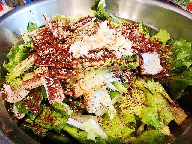 Romain salad for pork belly grill