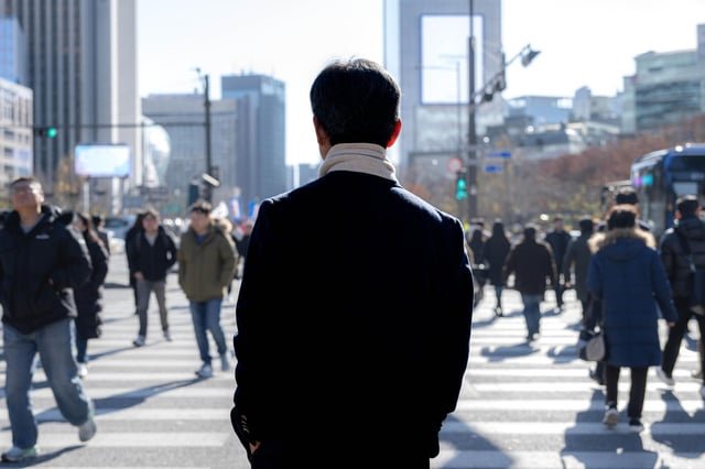 Korea’s push to raise retirement age brings fears over youth job market