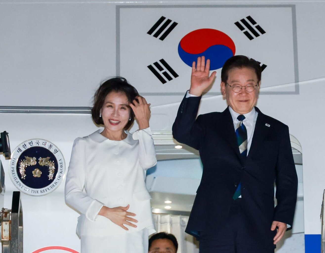 President Lee wraps up visit to San Francisco, heads to S. America