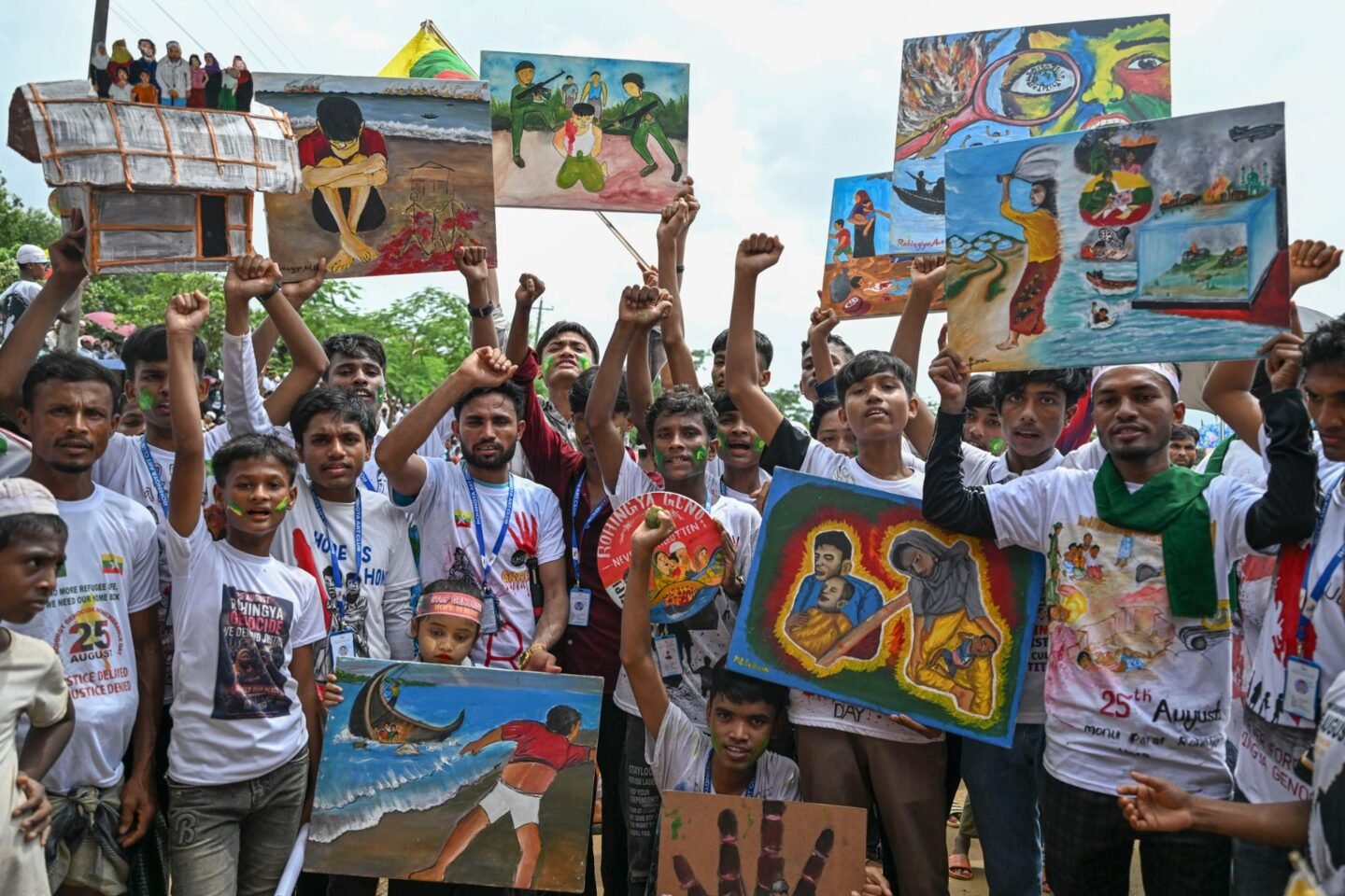 Rohingya refugees in Bangladesh demand safe return to Myanmar