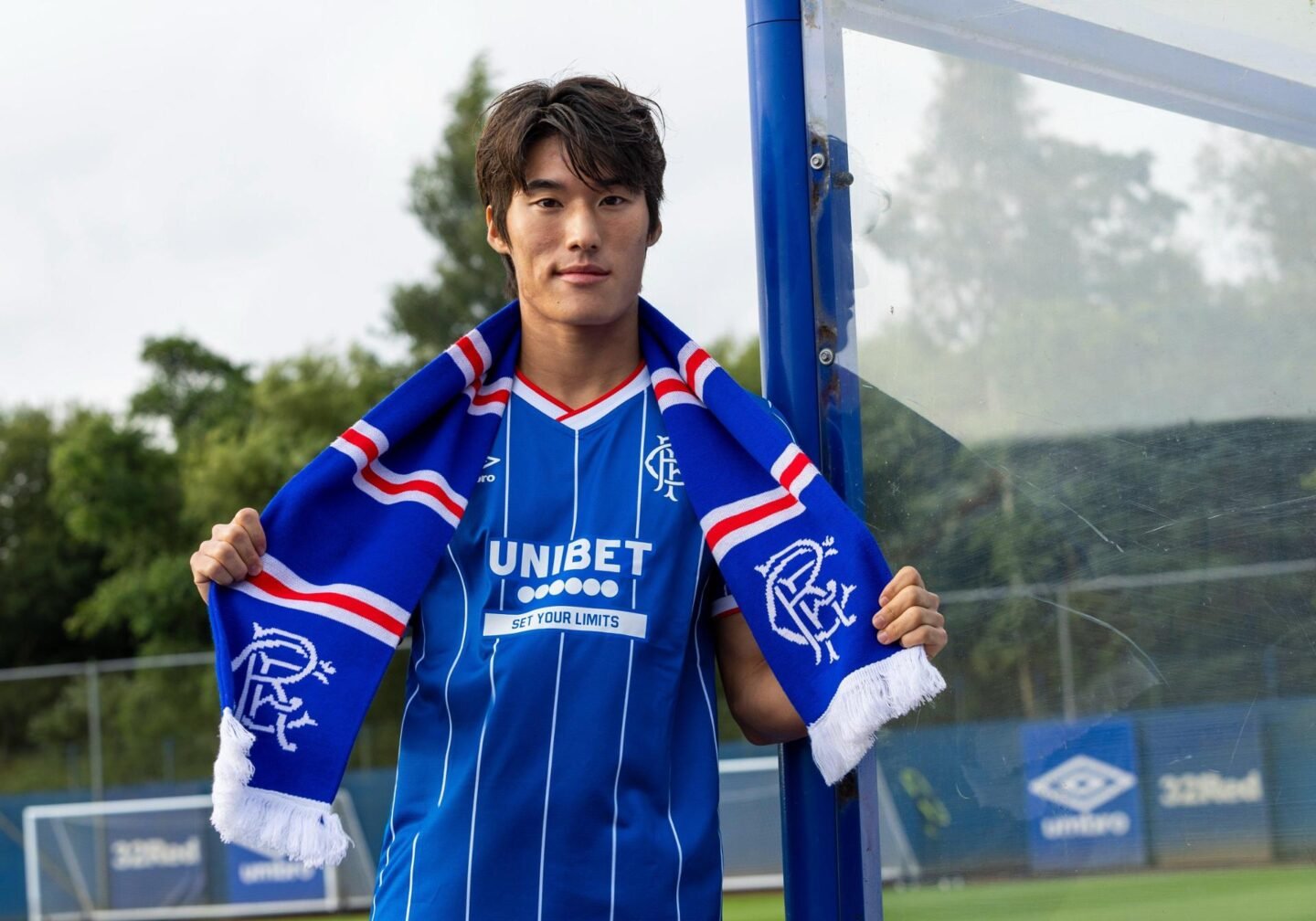 Forget England, Kim Min-su turns Korean attention to Scotland