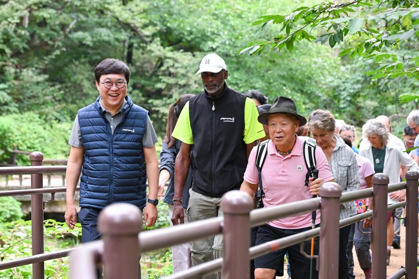 Why foreign tourists are trading palaces for peaks in Korea