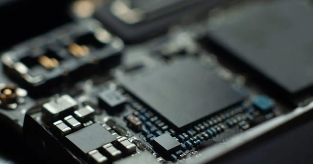 Apple went to China for cheaper memory but got quoted a higher price than Korean rivals (SK Hynix & Samsung)