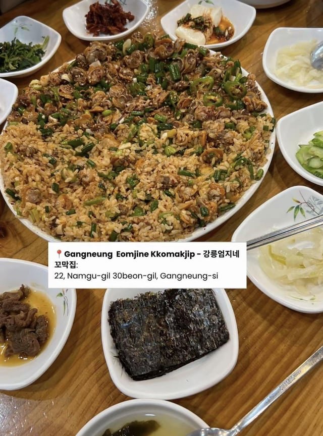 Trying the famous Cockle Bibimbap in Gangneung!