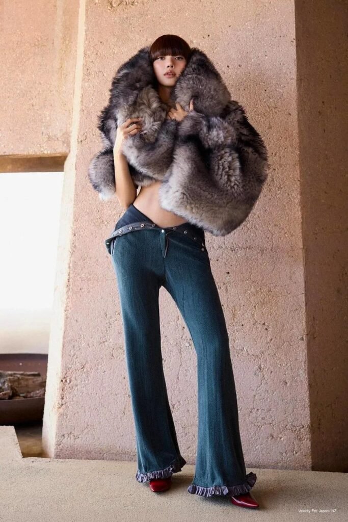 LISA, AT ALTITUDE: HOW VOGUE KOREA’S SEPTEMBER COVER CAUGHT A STAR MID-ASCENT