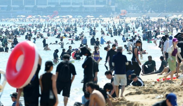 Busan draws 2.4 mil. foreign tourists in 1st half of 2026, driven by BTS